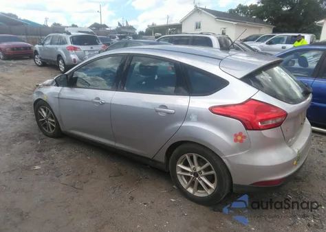 2016 Ford Focus Se z USA, uszkodzony, nr VIN 1FADP3K24GL235139